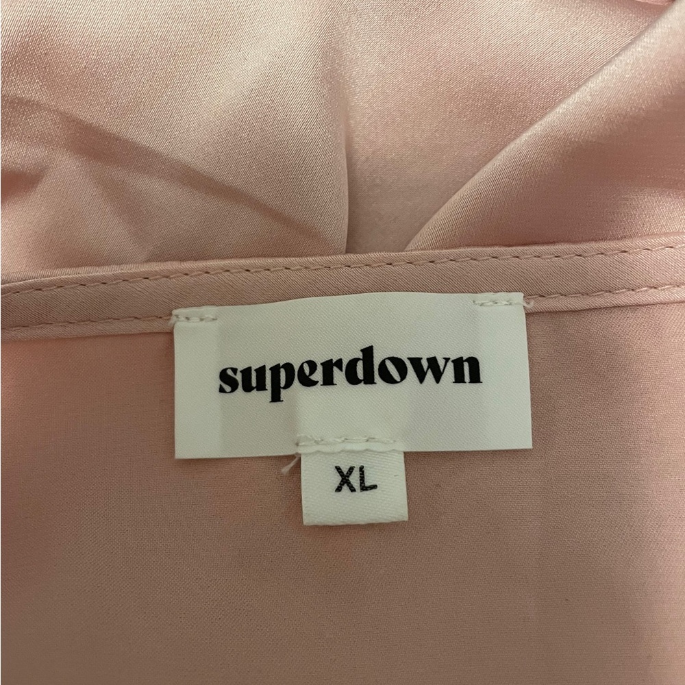 Superdown Revolve Pink Satin Halter Open Back Top - Picture 4 of 4
